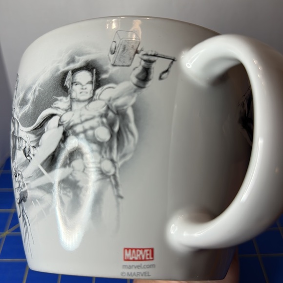 Marvel Avengers Action Heroes Large 20 ounce Mug Soup Mug Hulk Iron Man - Picture 6 of 6
